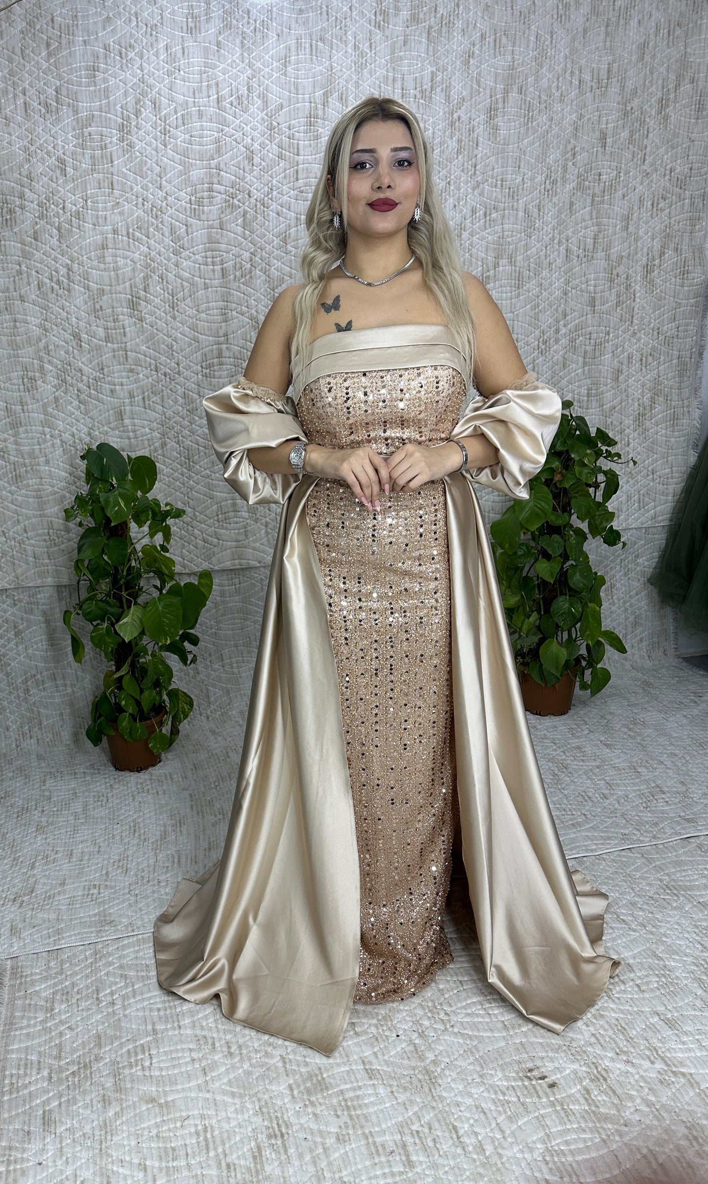 Pelerinli Abiye