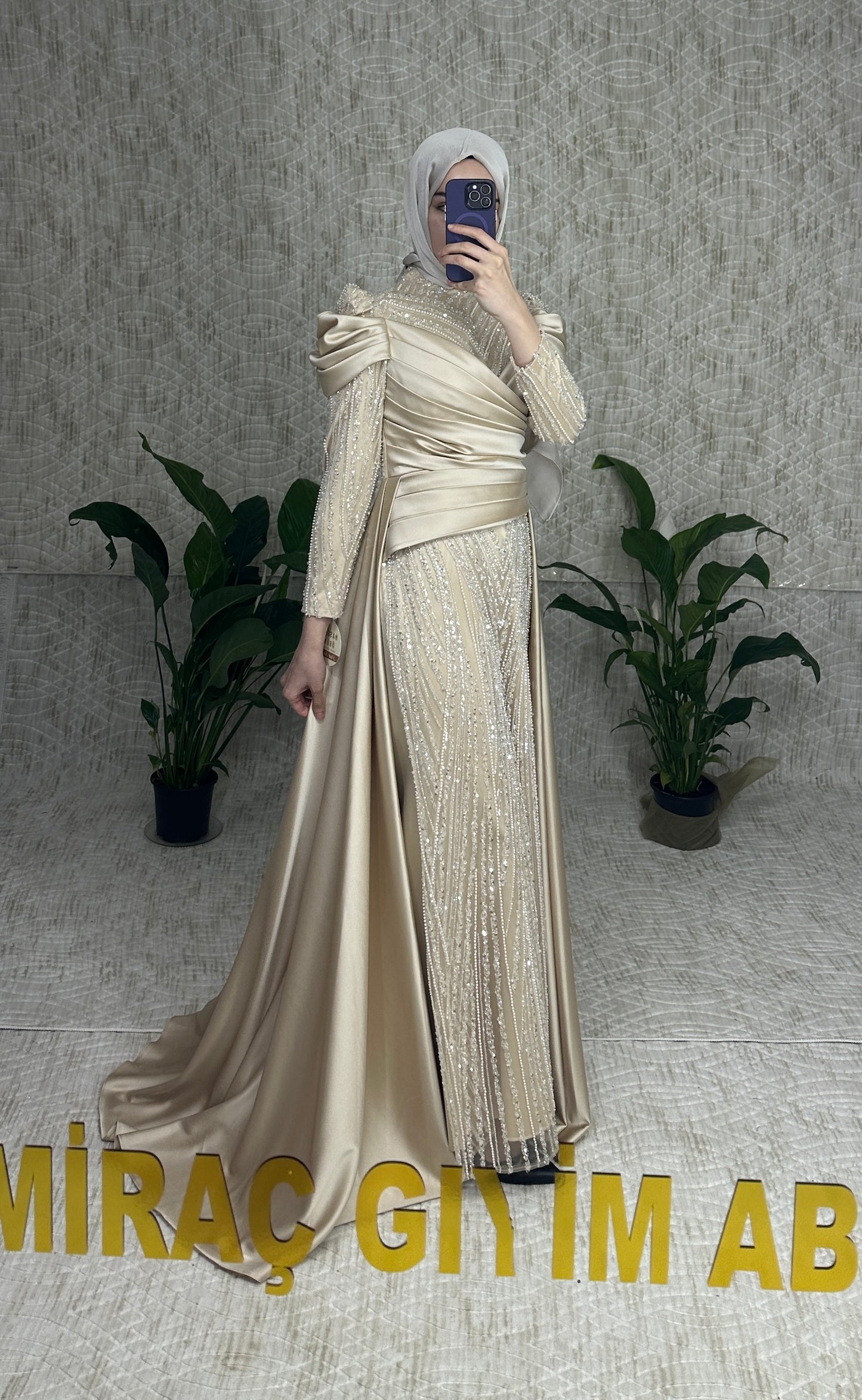Handan Long Sleeve Abiye